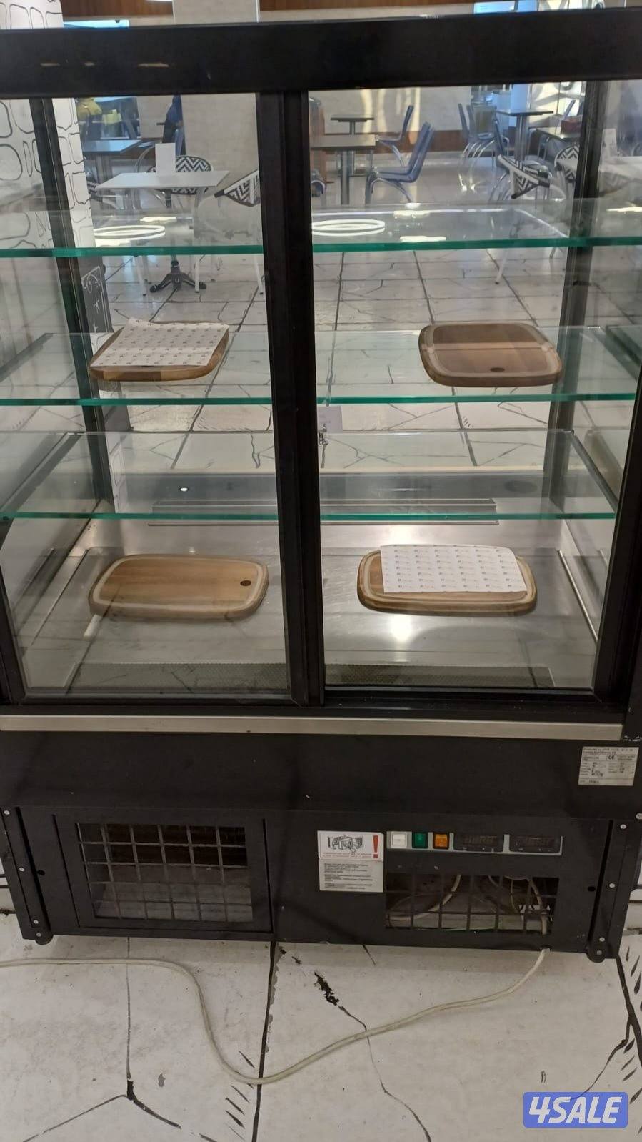 معدات كافيه ومطعم للبيع بحاله ممتازه9