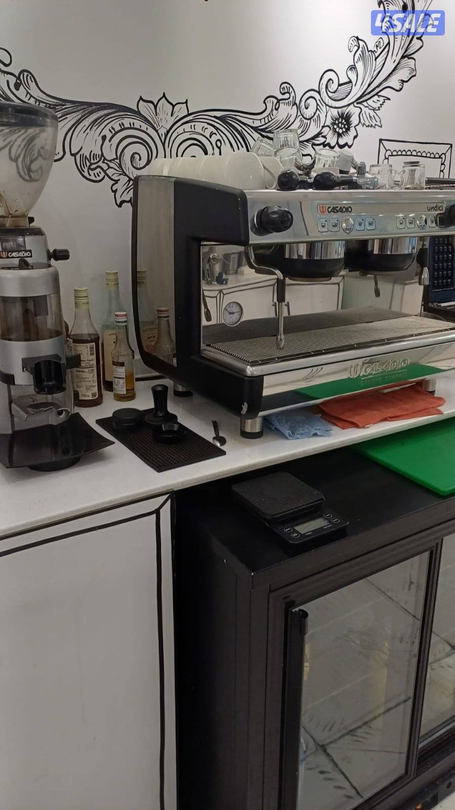معدات كافيه ومطعم للبيع بحاله ممتازه12