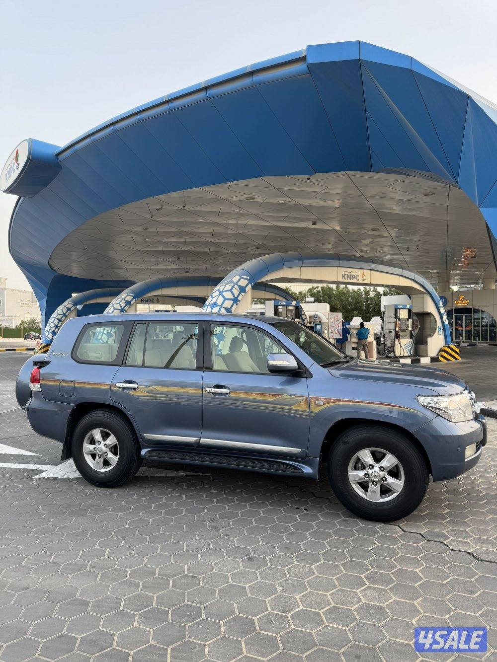 لاند كروزر0