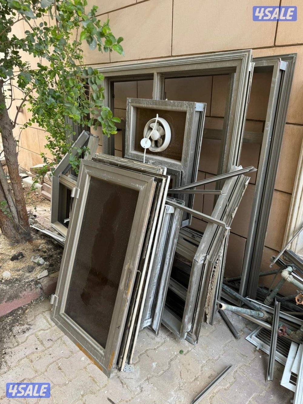 نشتري كامل الاثاث والسكراب في مناطق الكويت  تواصل واتساب فقط0