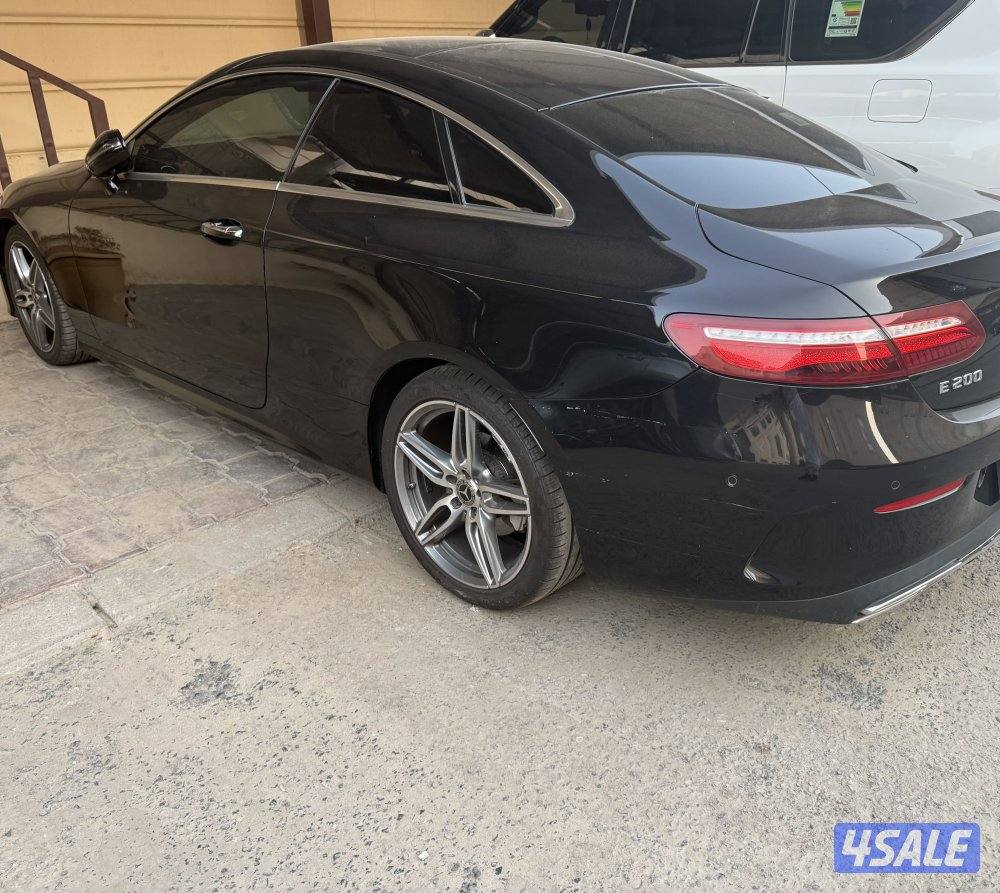 مرسيدس E200 body kit AMG1