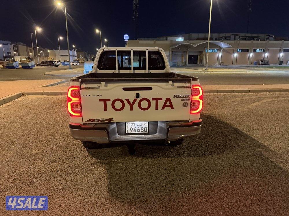 للبيع هايلكس 20237