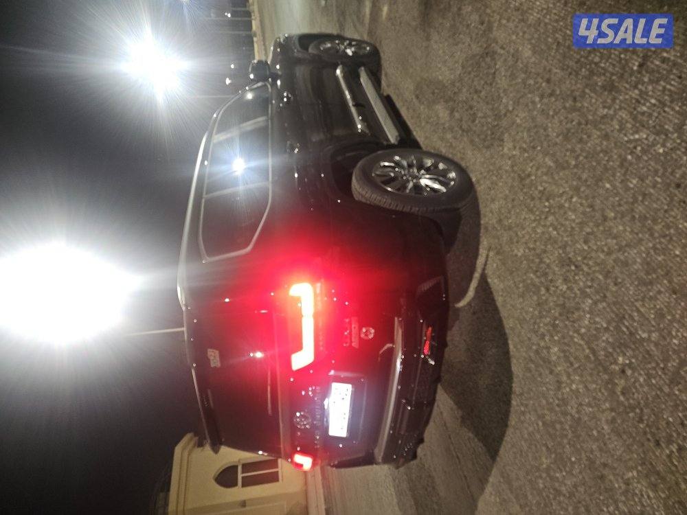 لاندكروزر اسود1