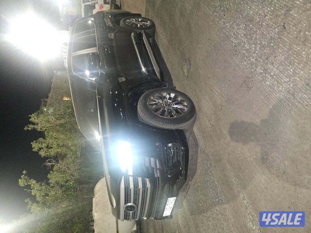 لاندكروزر اسود3