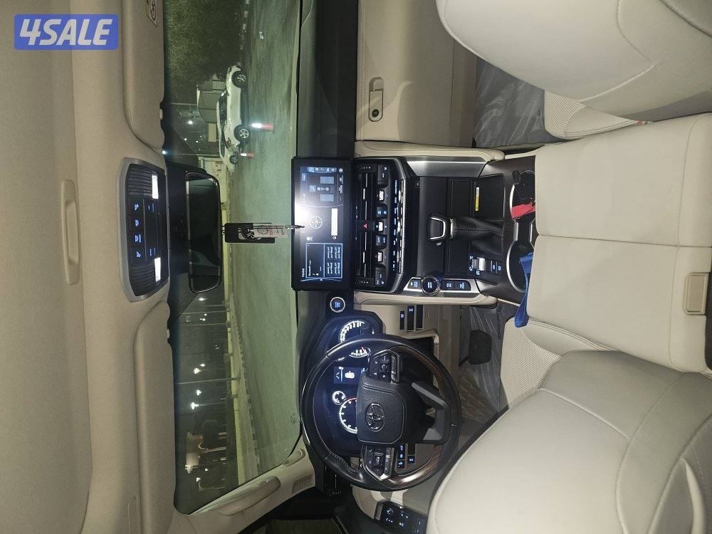 لاندكروزر اسود5