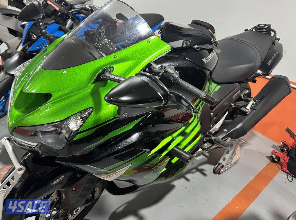 Kawasaki Ninja ZX14R ABS1