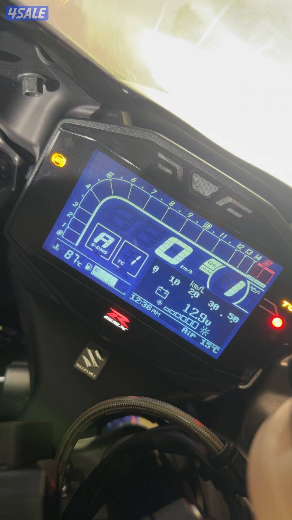 للبيع سراد gsxr1000r موديل ٢٠٢٤ ماشي ٥ الف شرط الفحص مفتاحين الوكاله1