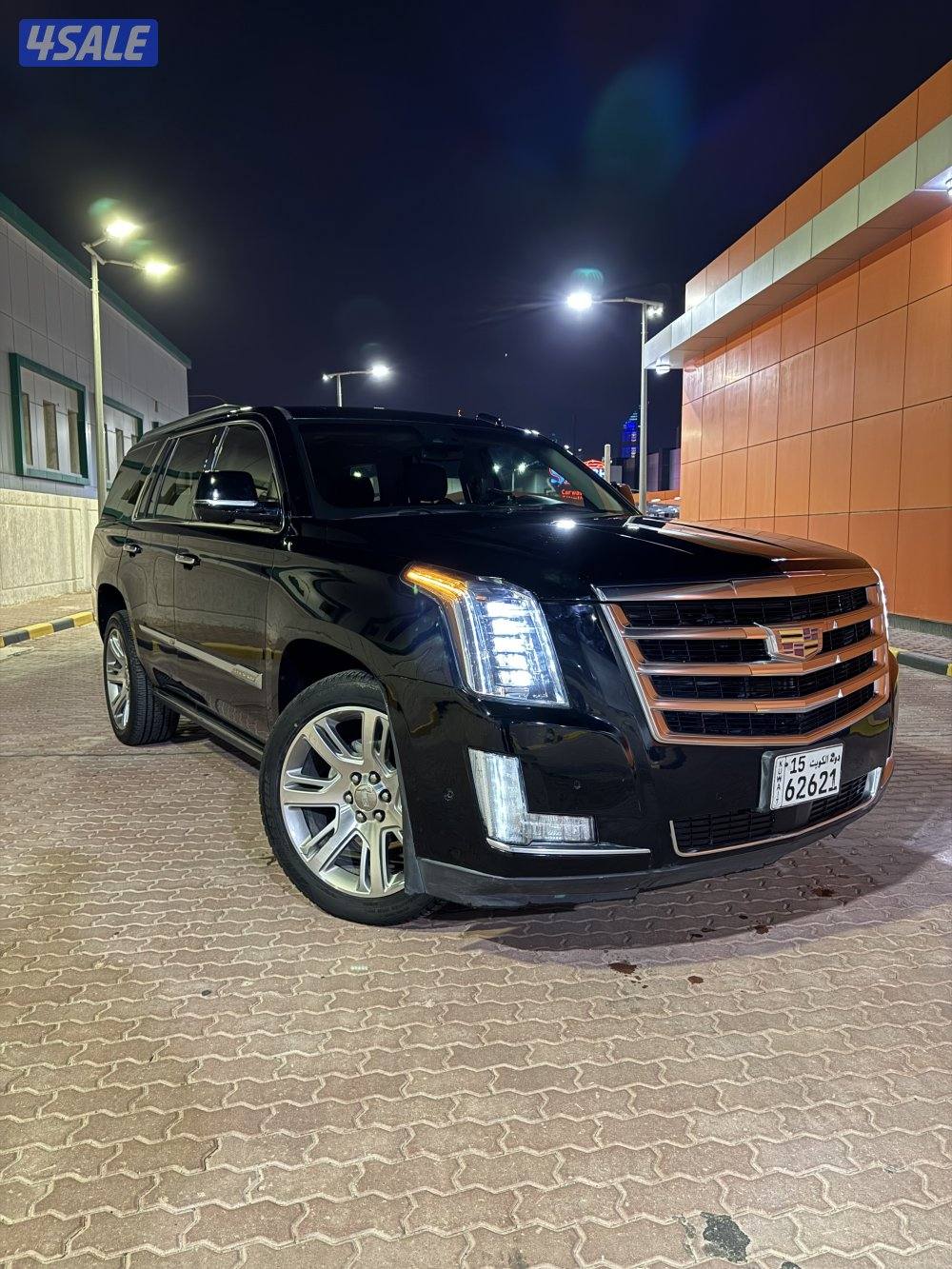 2017 Cadillac Escalade Platinum4