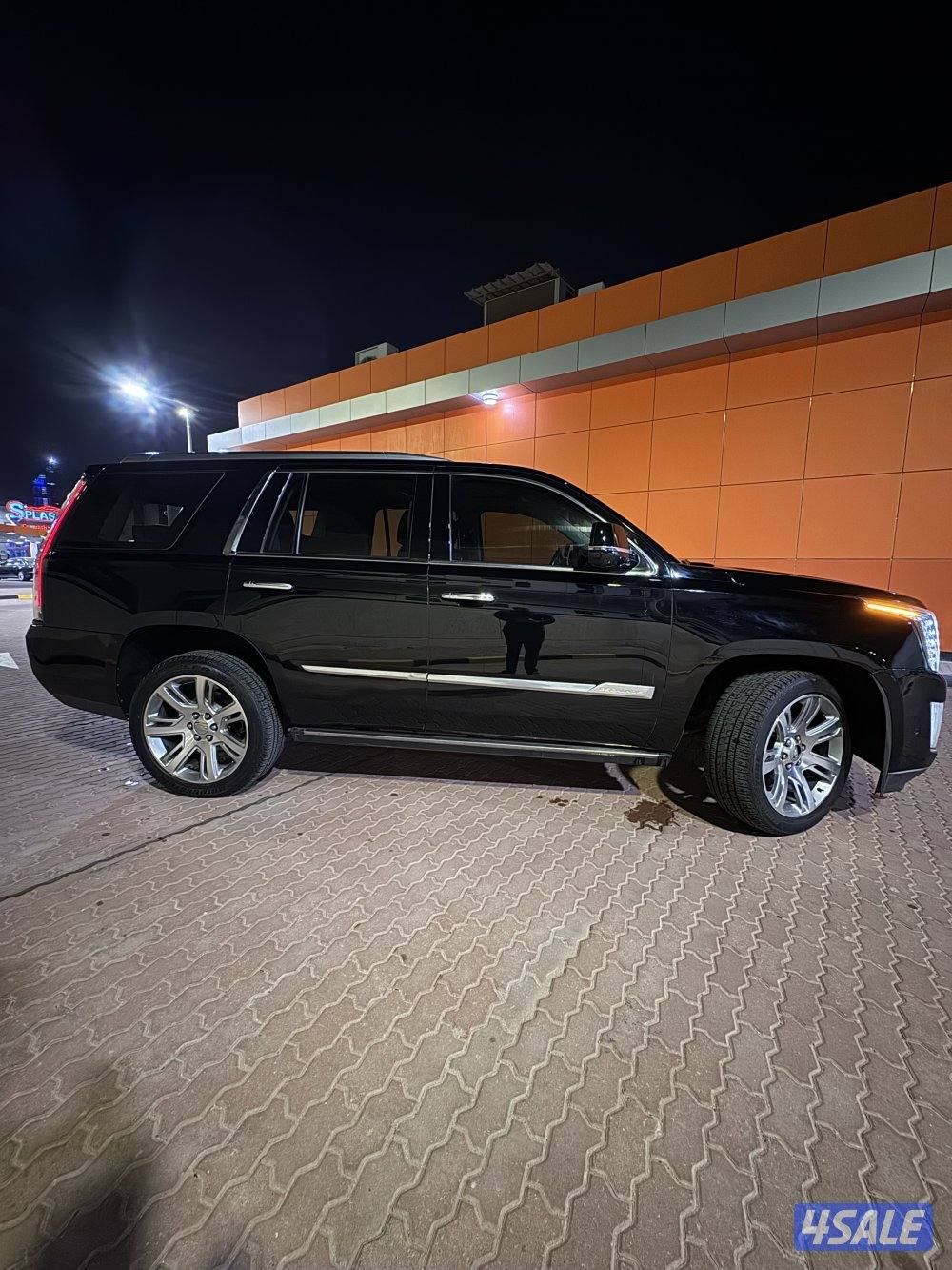 2017 Cadillac Escalade Platinum5