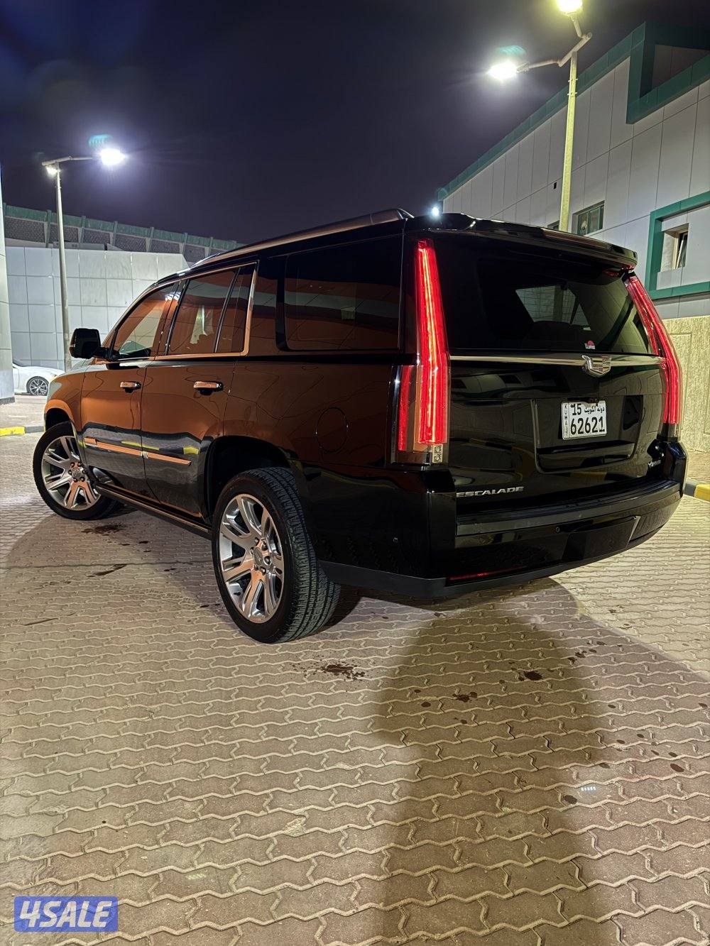 2017 Cadillac Escalade Platinum8