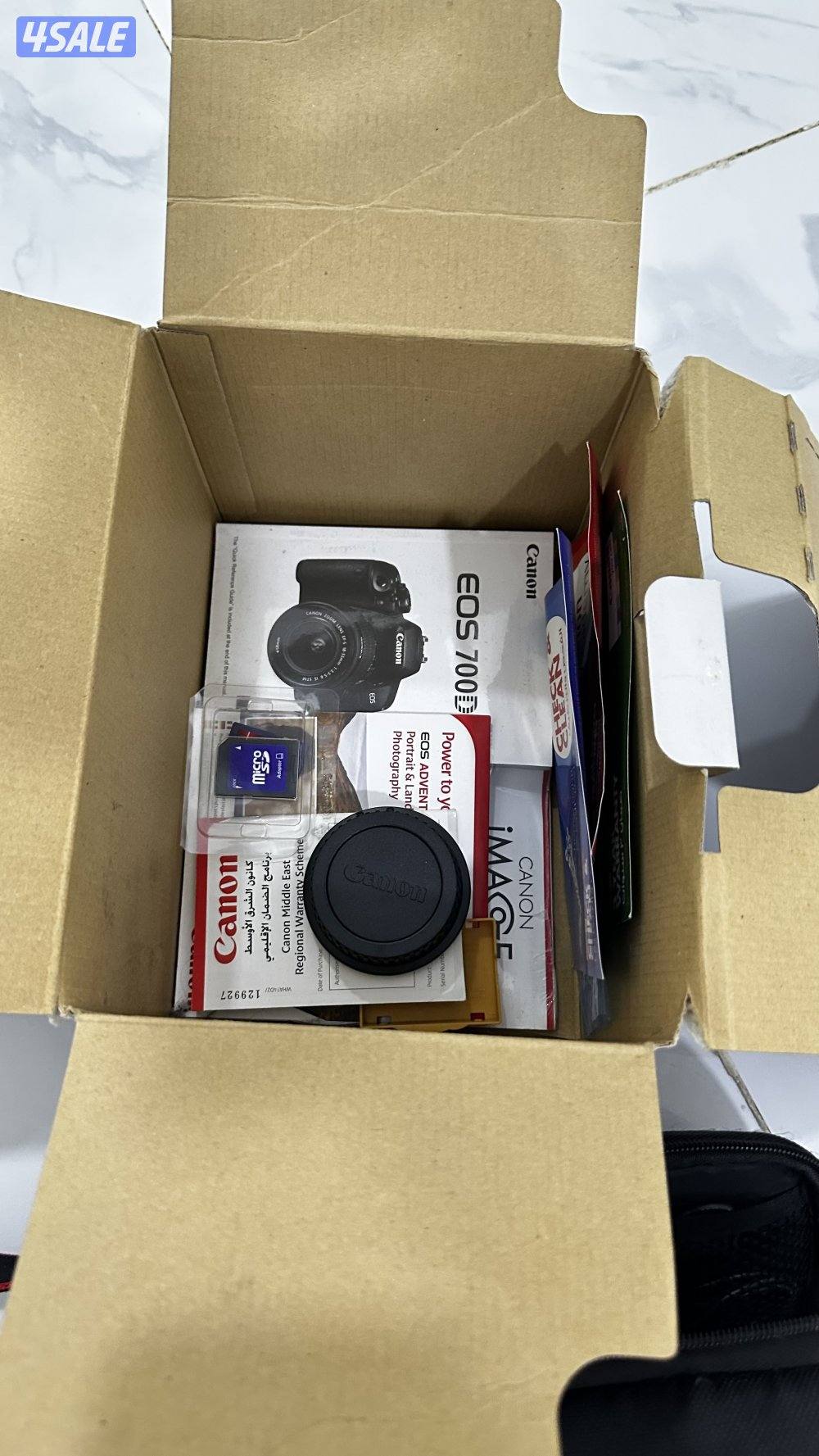 Canon D700 camera,With a 50mm lens..4