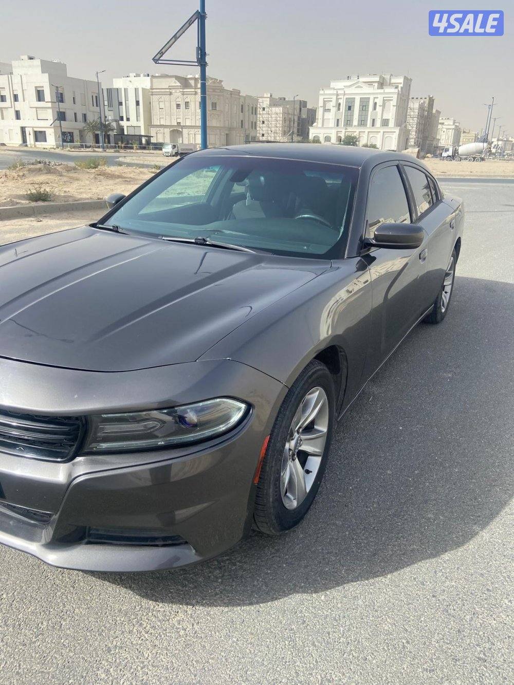 دوج شارجر  موديل ٢٠١٨ ستة سلندر كامل مواصفات. ماشي 2200000