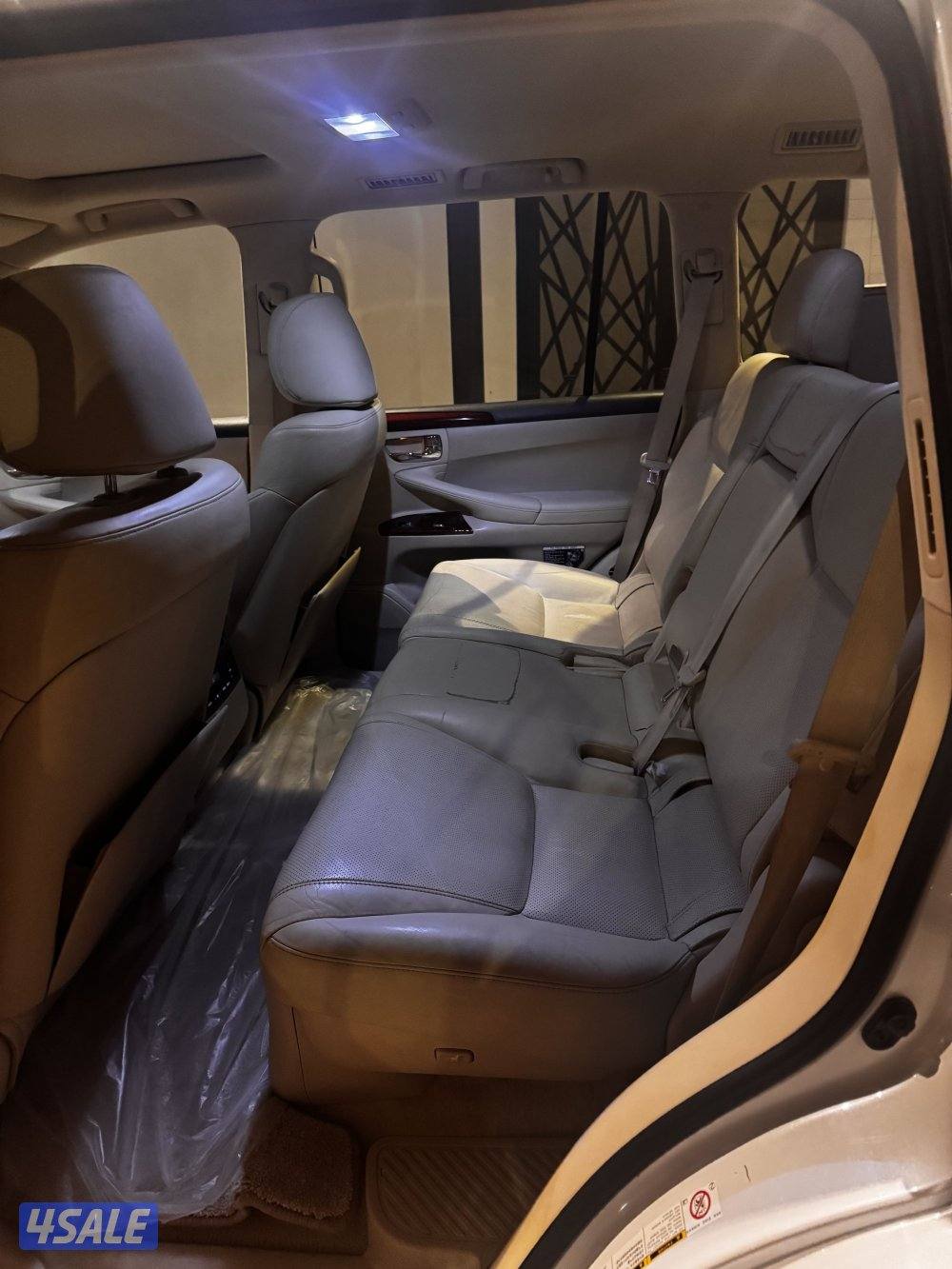 جيب لكزس 20146