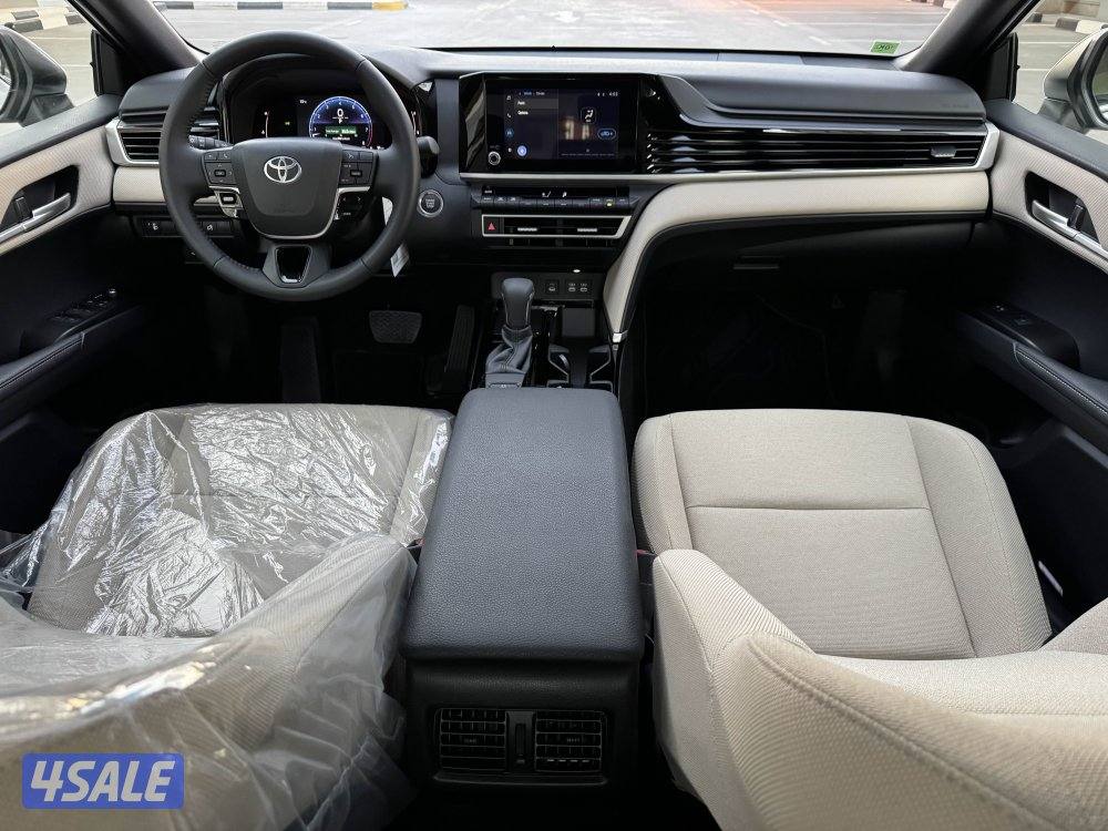 Camry LE / 2025 / اصفار / فئة الوسط3