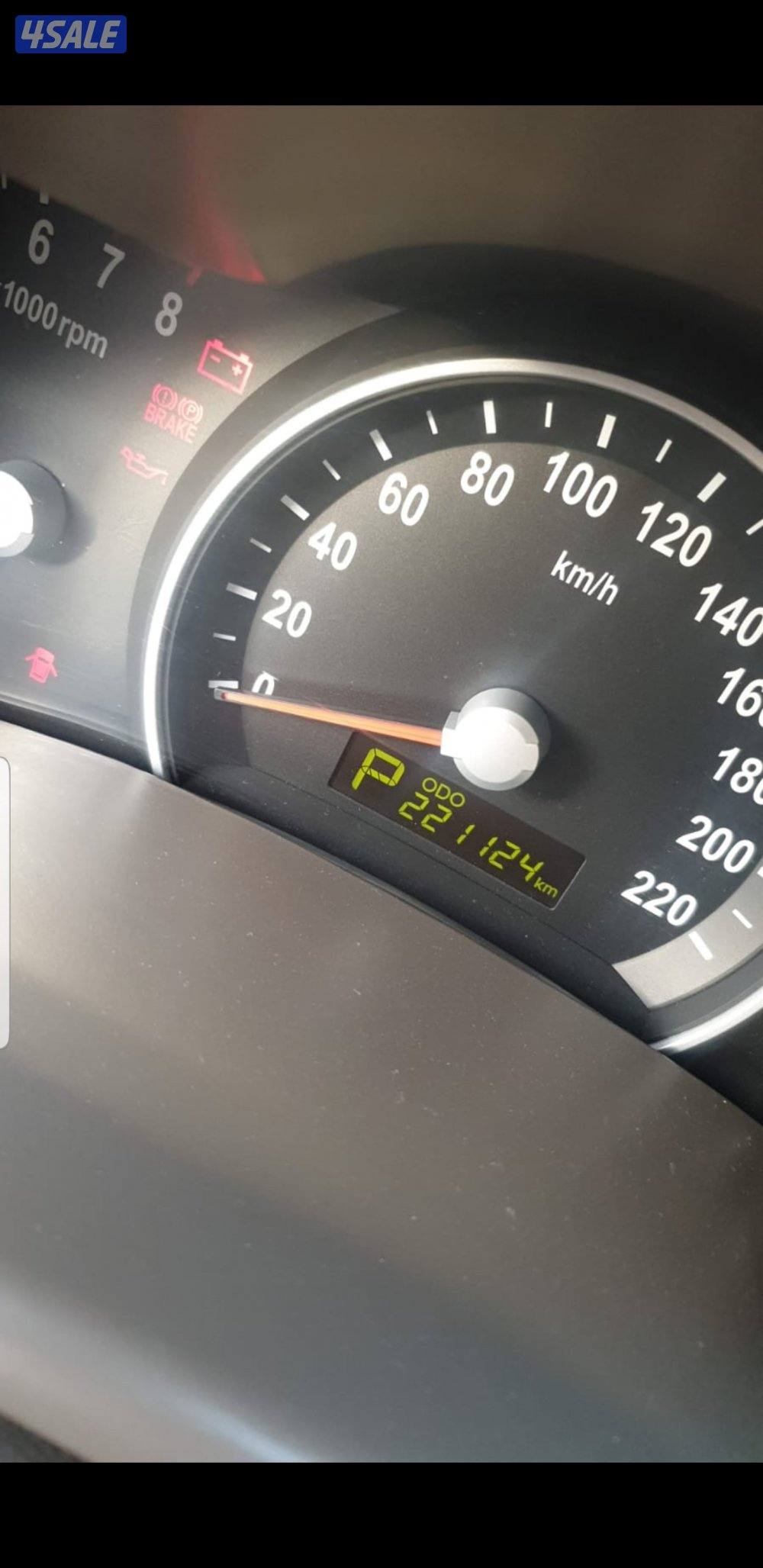 للبيع كيا كرنفال ٢٠١٥  حجم كبير4