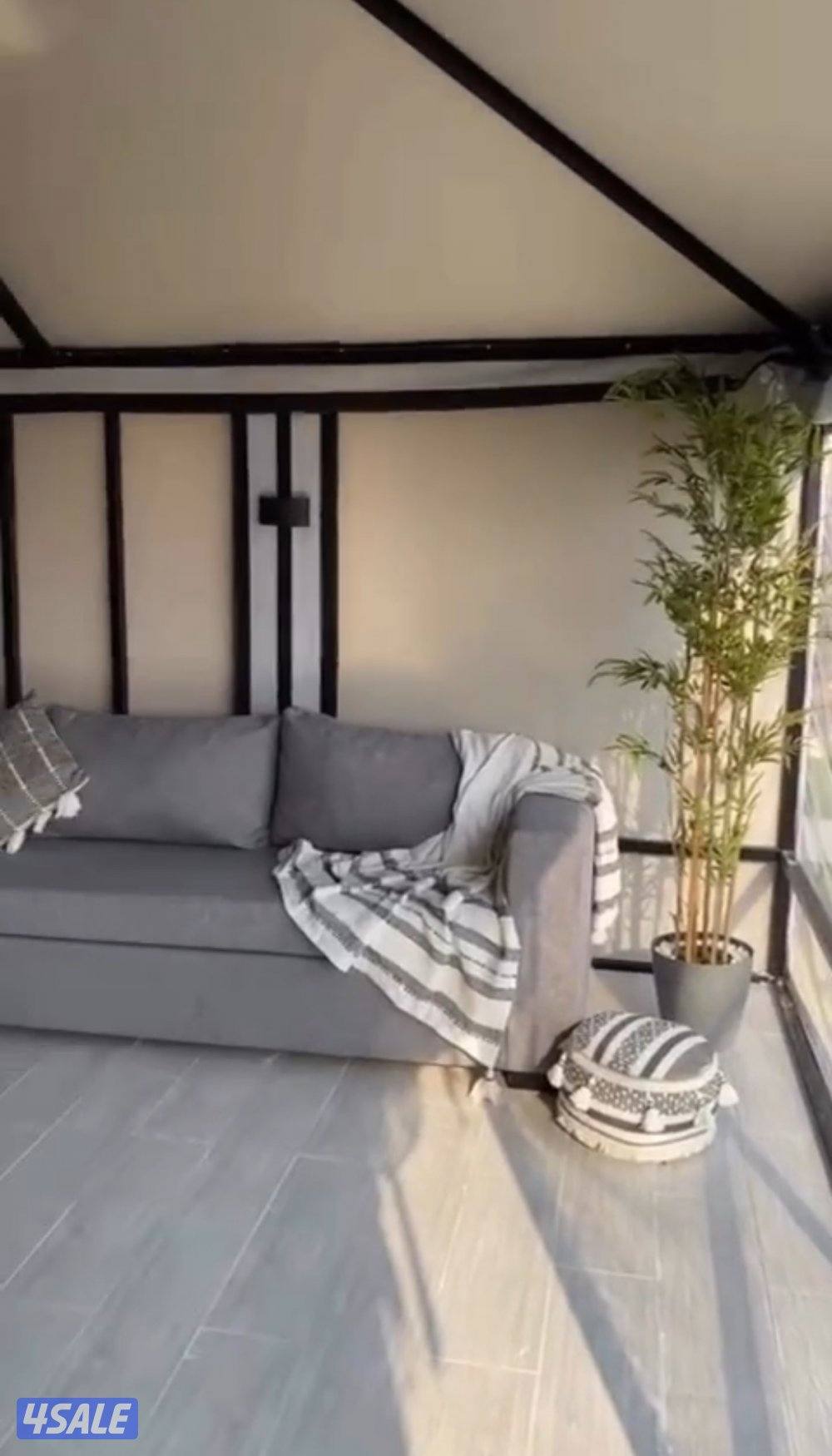 للبيع خيمتين تركيب ٤ طبقات السقف والواجهة شفافة البيع جملة1