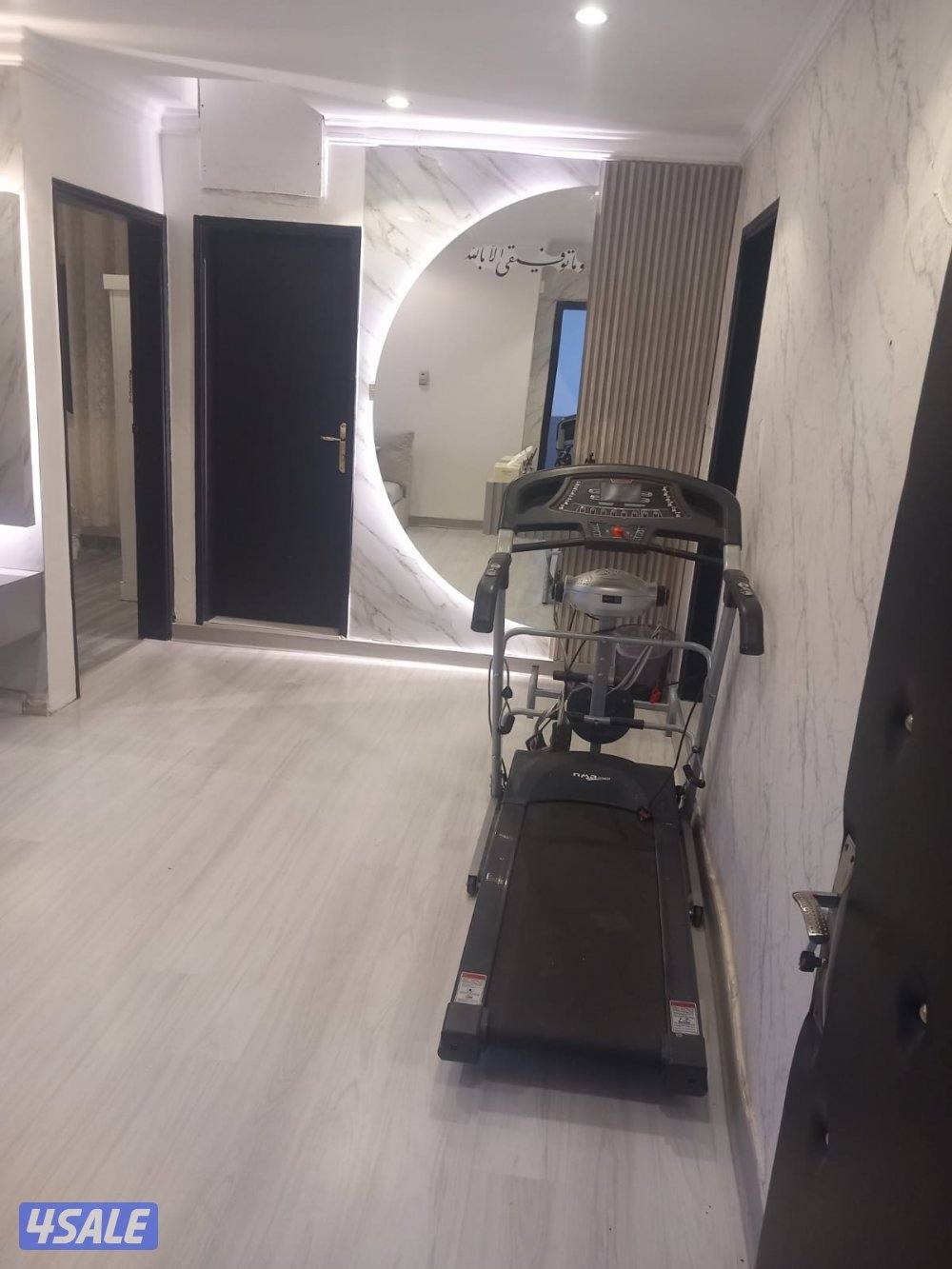 شقق للايجار خلو غرفة وصالة ومطبخ وحمام تشطيب سوبر لوكس1