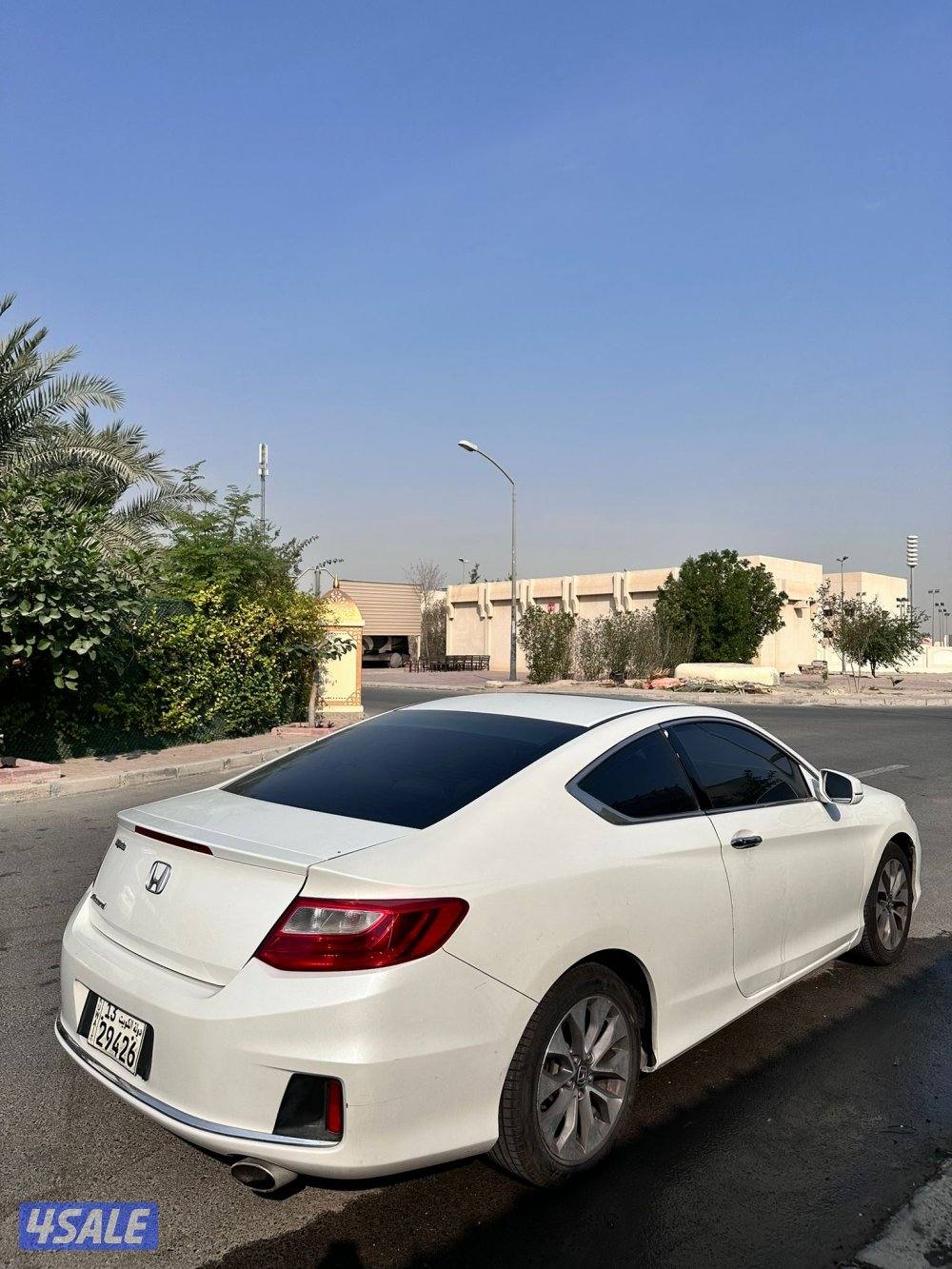 للبيع هوندا اكورد ٢٠١٥2