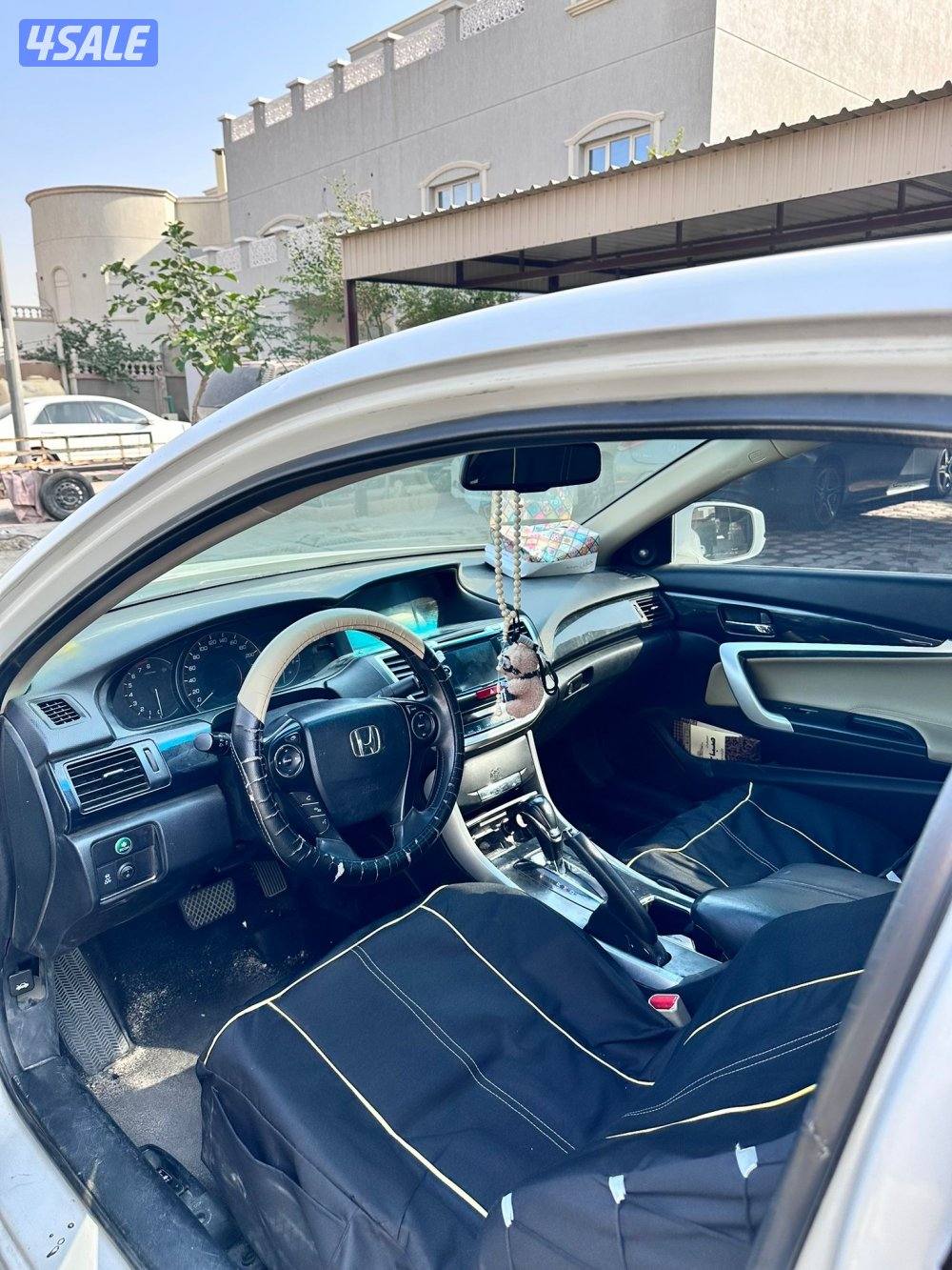 للبيع هوندا اكورد ٢٠١٥4