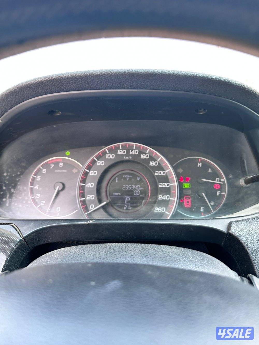 للبيع هوندا اكورد ٢٠١٥5