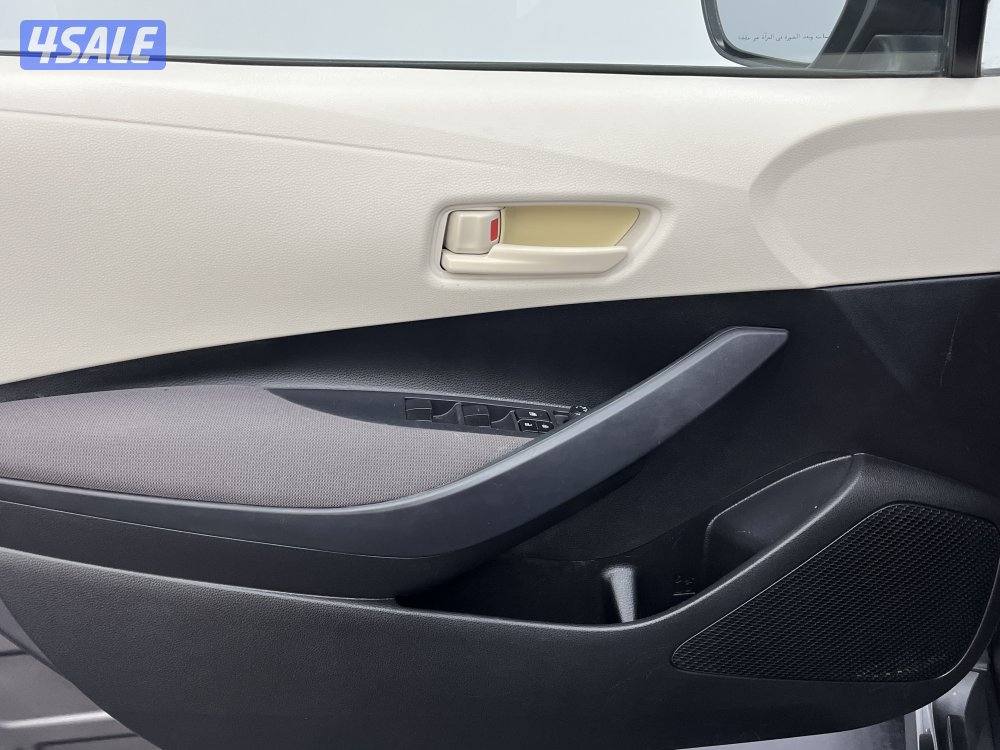 TOYOTA COROLLA 1.6L XLI STD OPTION10