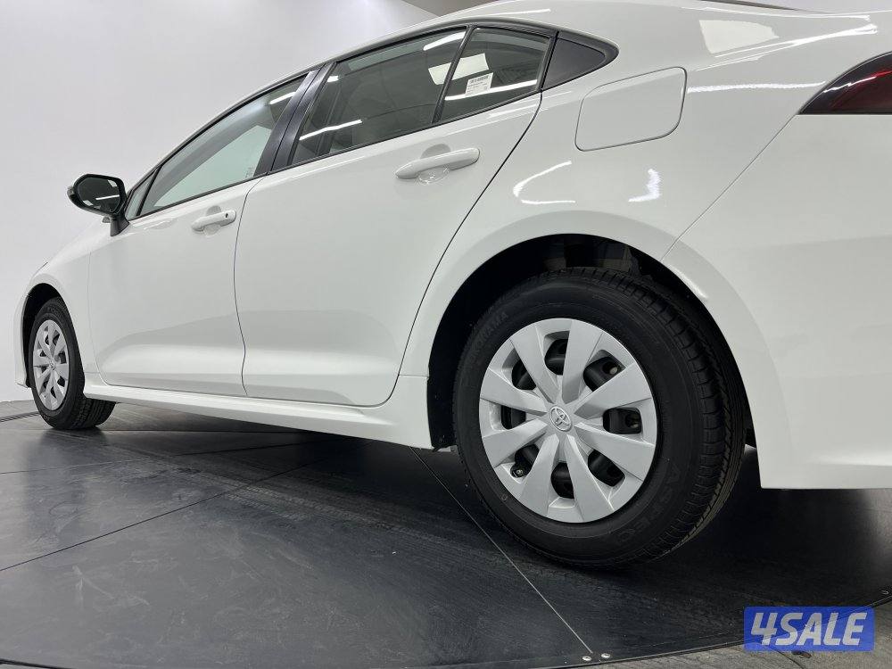 TOYOTA COROLLA 1.6L XLI STD OPTION9