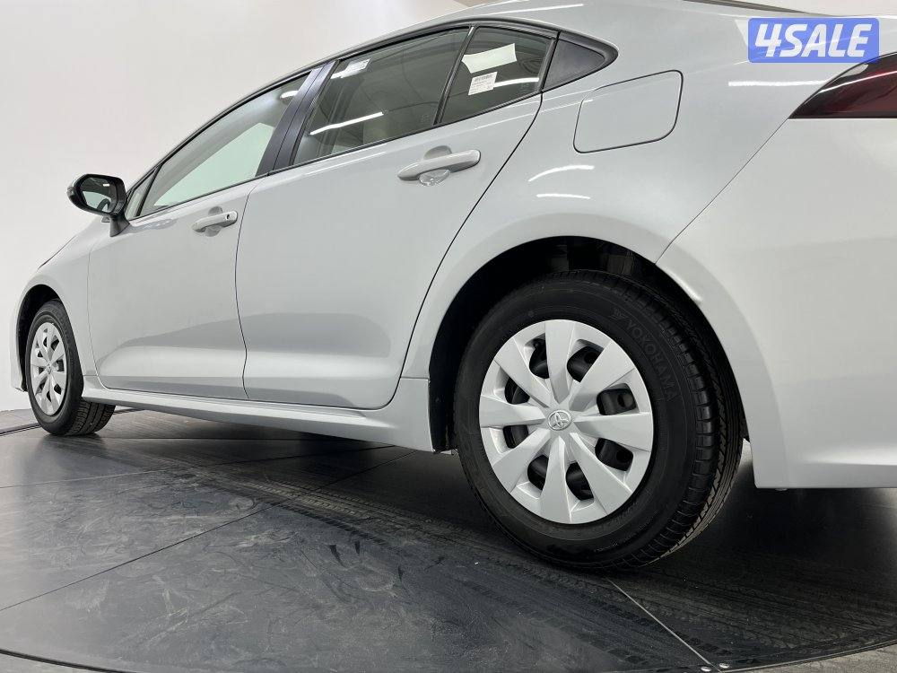 TOYOTA COROLLA 1.6L XLI STD OPTION9