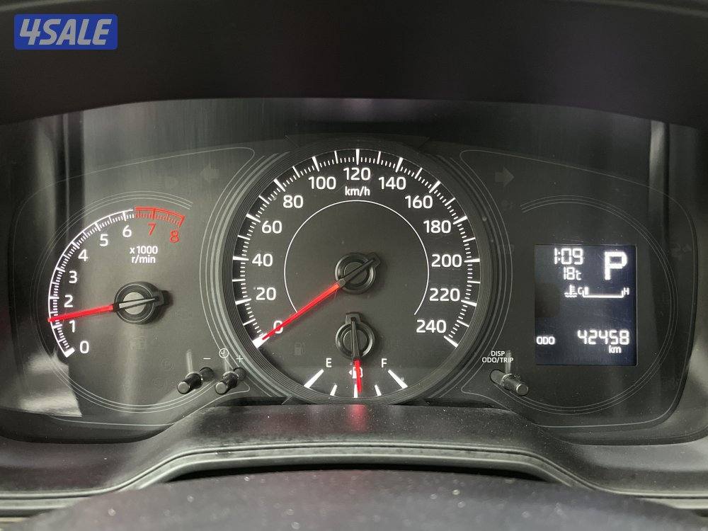 TOYOTA COROLLA 1.6L XLI STD OPTION6