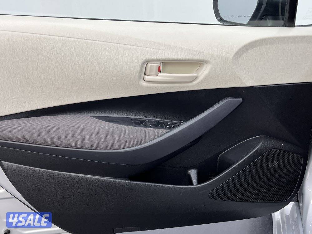 TOYOTA COROLLA 1.6L XLI STD OPTION10