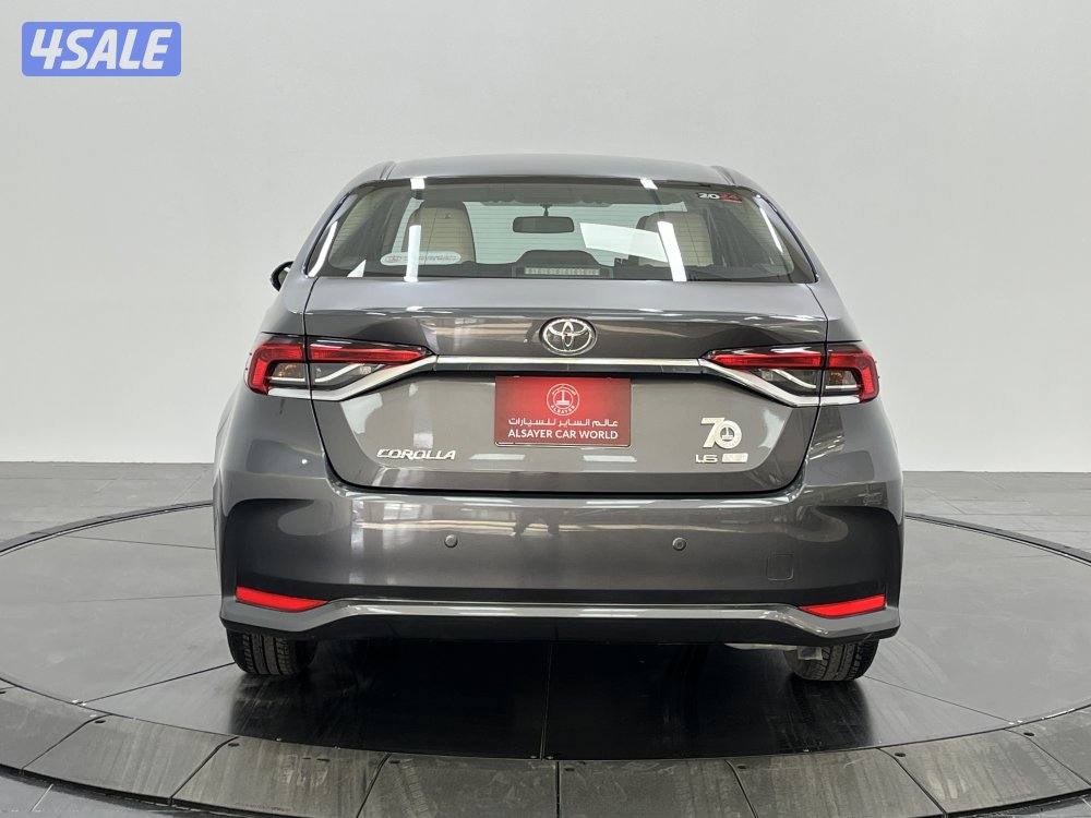 TOYOTA COROLLA 1.6L XLI STD OPTION8