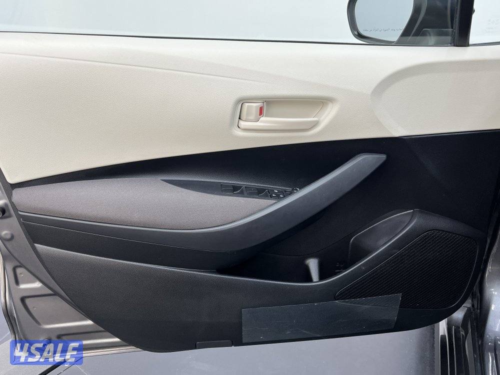 TOYOTA COROLLA 1.6L XLI STD OPTION10