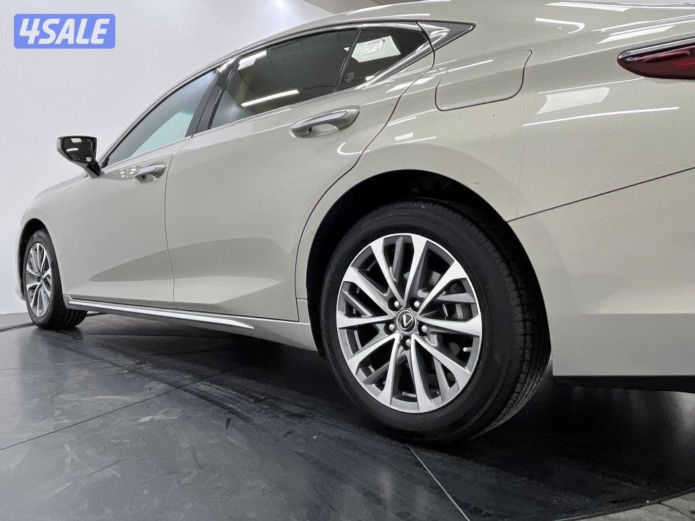 LEXUS ES350 PREMIER9