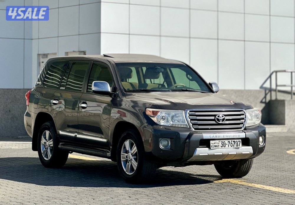 لاند كروزر0