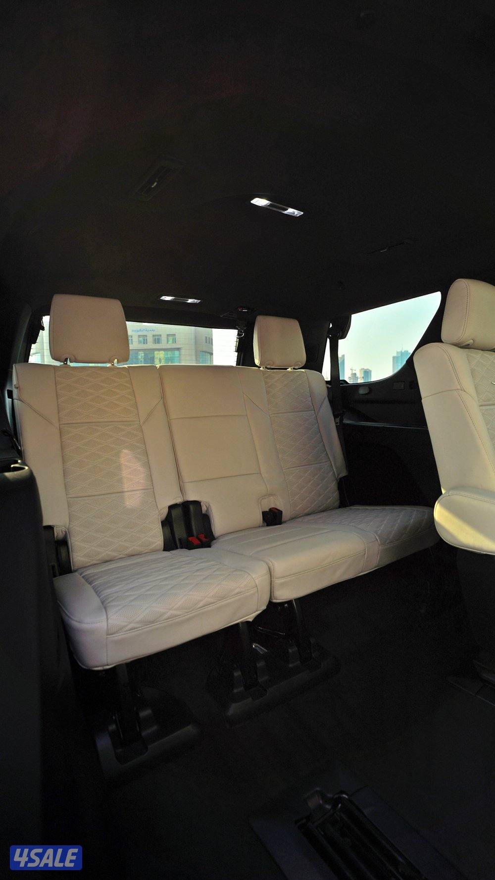 ❗️Cadillac / 2025 / Escalade V اصلي ❗️15