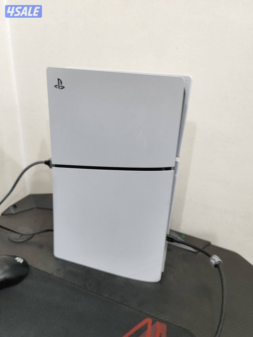 للبيع سوني ٥ او للبدل مع بيسي السوني نضيفه جدا بدون كرتون0