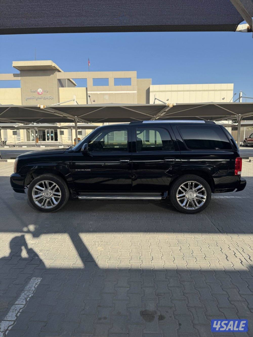 للبيع اسكاليد 2005 شرط الفحص4