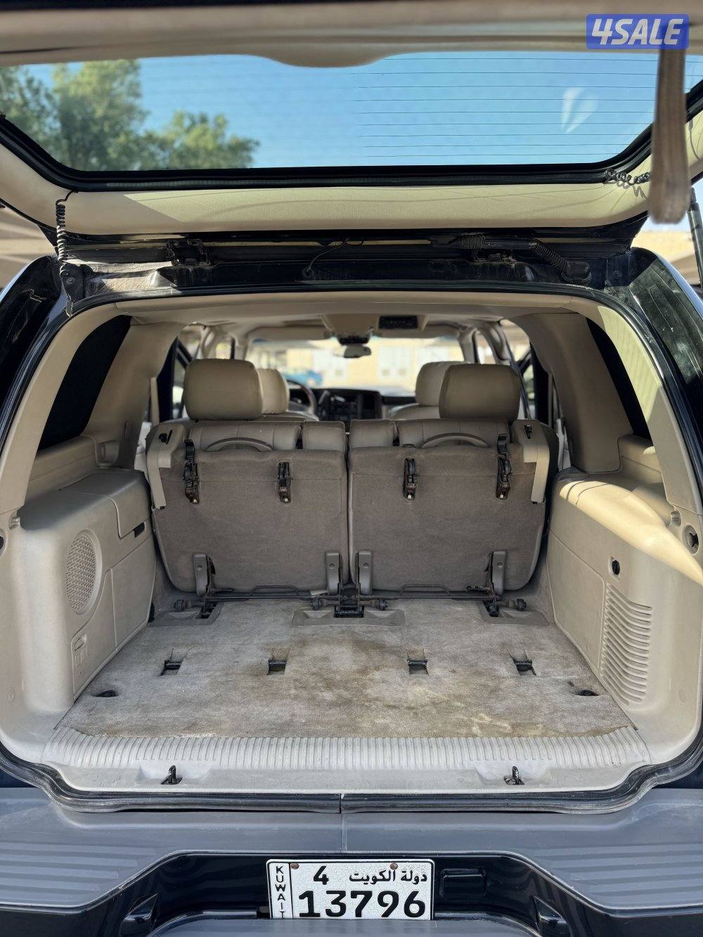 للبيع اسكاليد 2005 شرط الفحص15