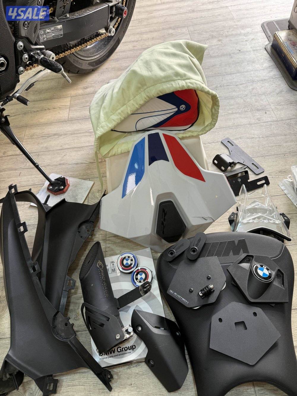 قطع كفرات للبي ام 2023 s1000rr والهيبوزا Gen 3 جديد0