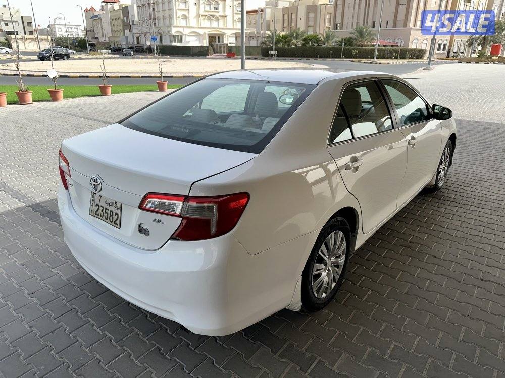 للبيع كامري موديل ٢٠١٥ نضيف جدا1