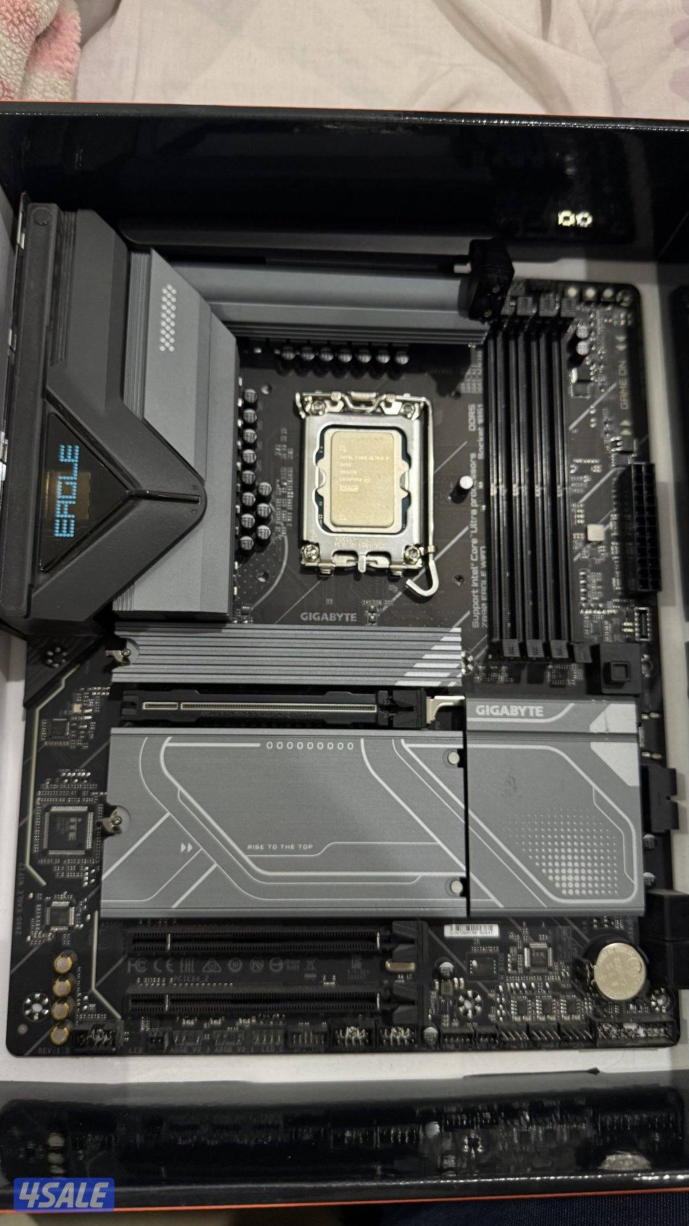 ( Z790 DARK HERO+ i9 14900K ) ( Z890 EAGLE + core i7 265K)1