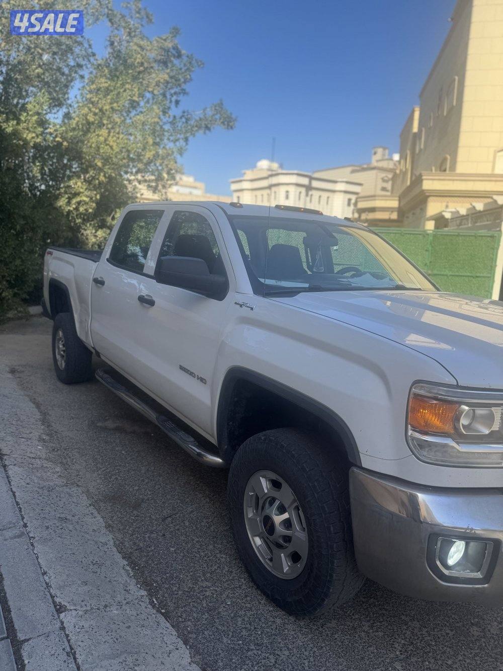 للبيع وانيت جمس اتش دي موديله 20182