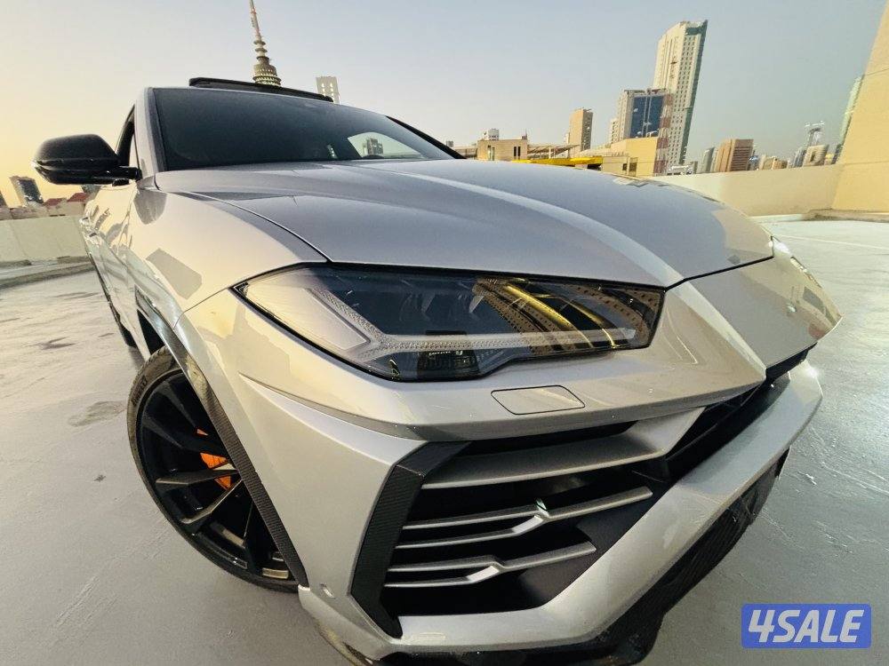 Lamborghini 4x4  Urs SUV model 20191
