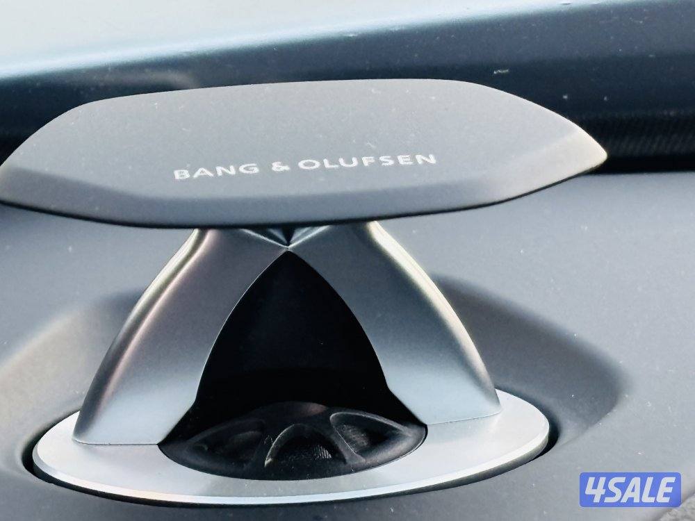 Lamborghini 4x4  Urs SUV model 20192