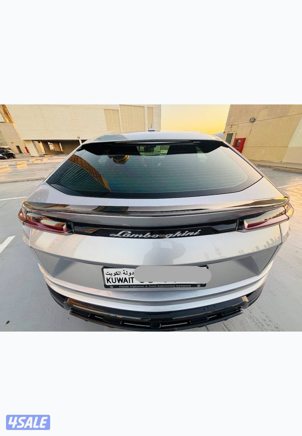 Lamborghini 4x4  Urs SUV model 20195