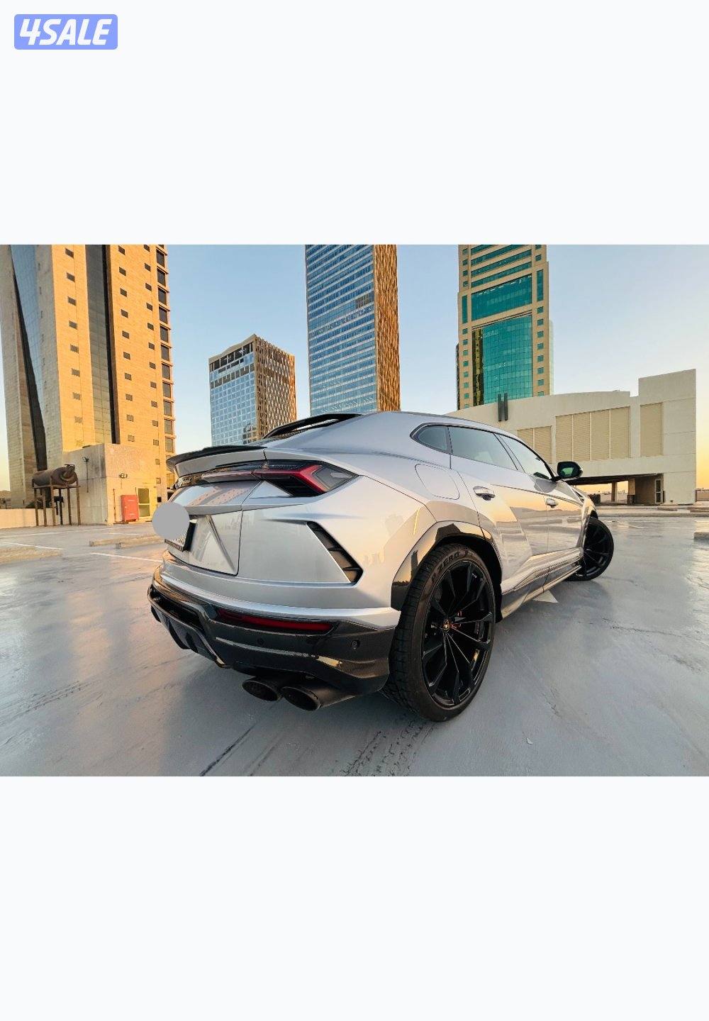 Lamborghini 4x4  Urs SUV model 20197