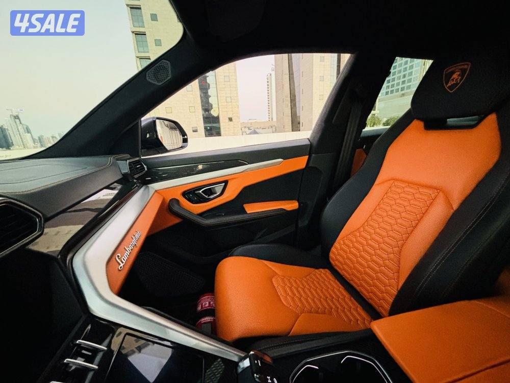 Lamborghini 4x4  Urs SUV model 201912