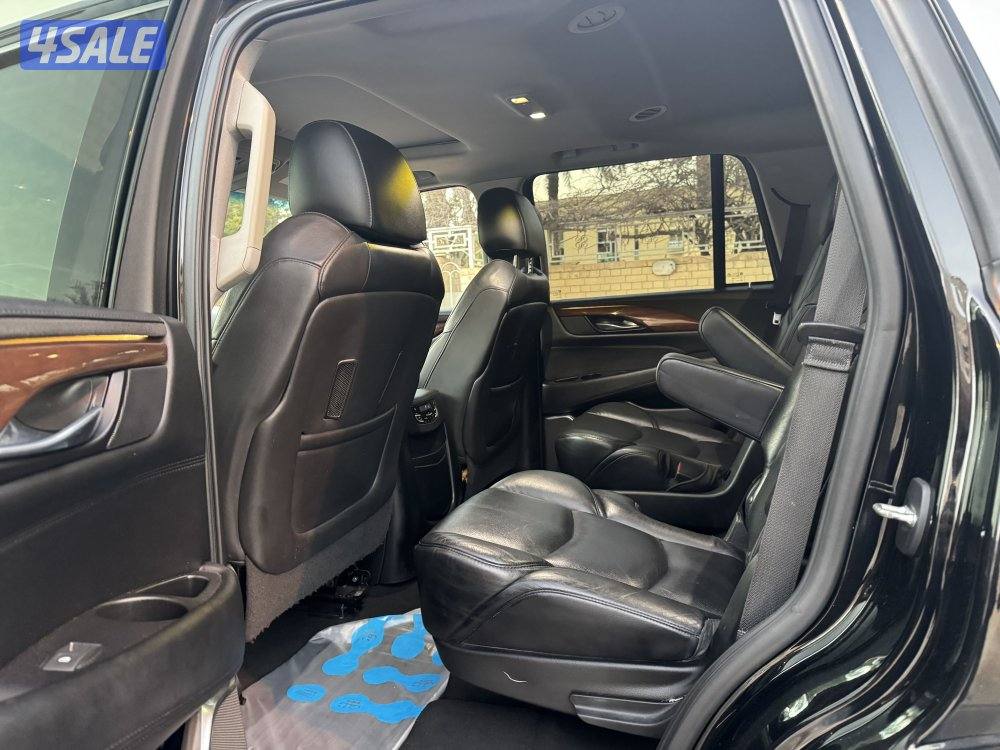 2019 كادليك اسكاليد6