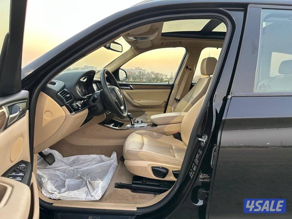 BMW X3 موديل ٢٠١٥ بحالة ممتازة عداد قليل8