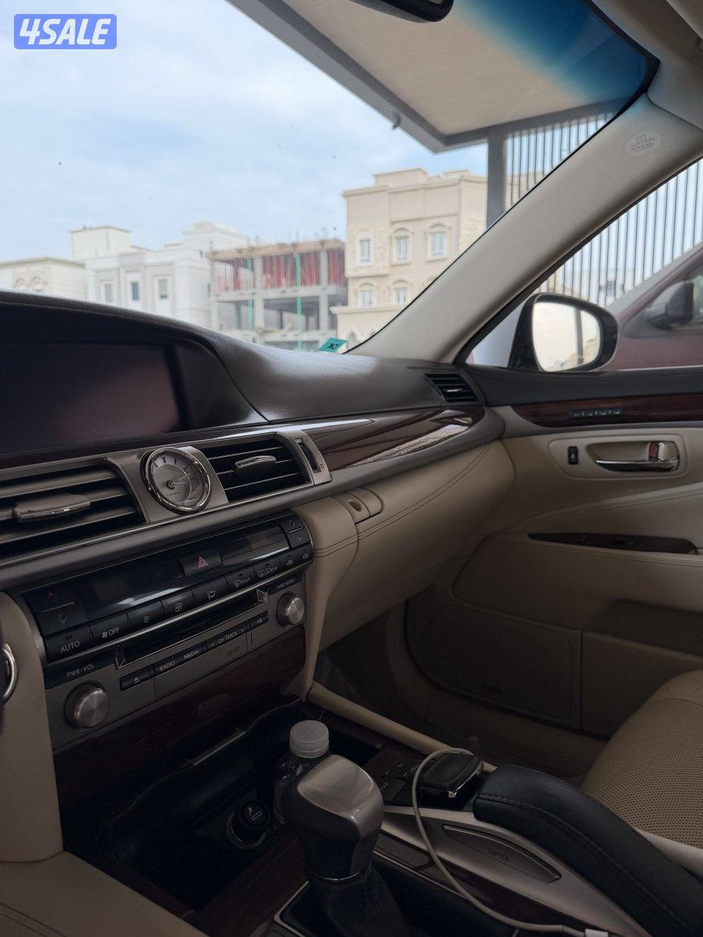للبيع لكسز 2016ls4