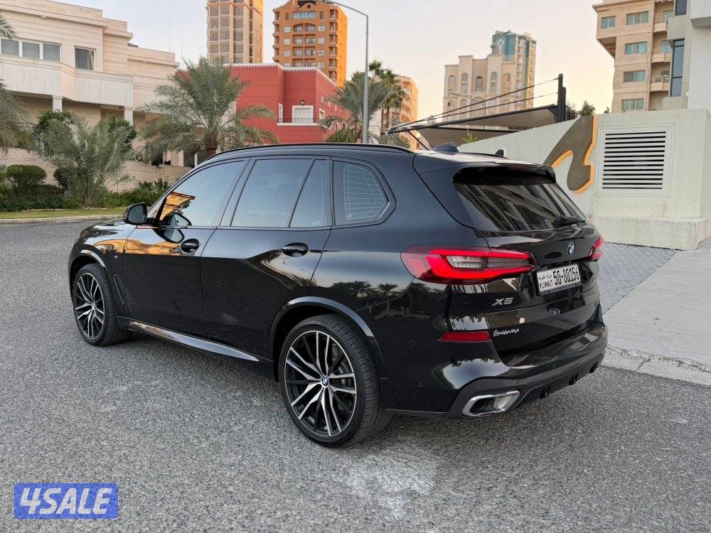 بي ام X5 م 2021 بكج M POWER تحت الكفالة V61